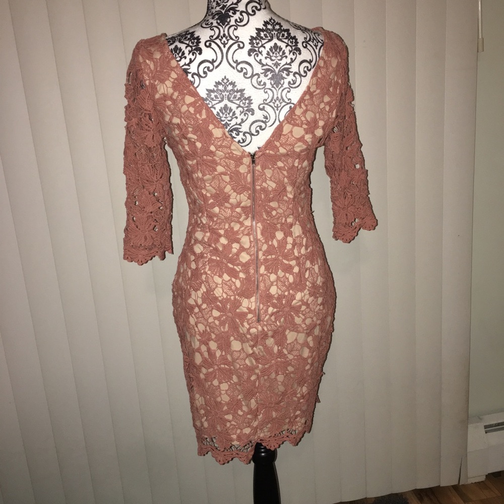 Peach lace 3/4 sleeve dress Size S - Picture 1 of 5